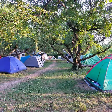 Ecogarden With אתר קמפינג 3*