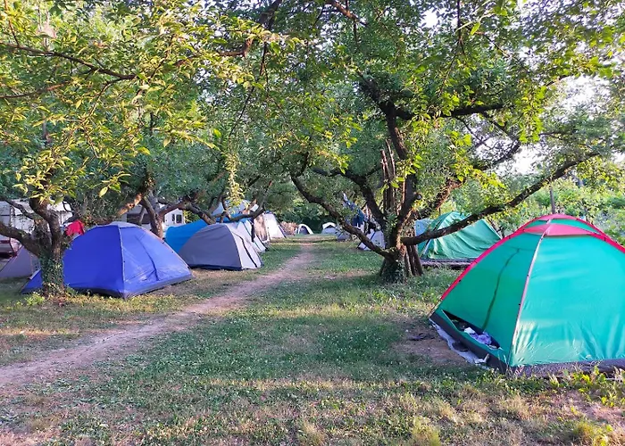 Ecogarden With אתר קמפינג 3*